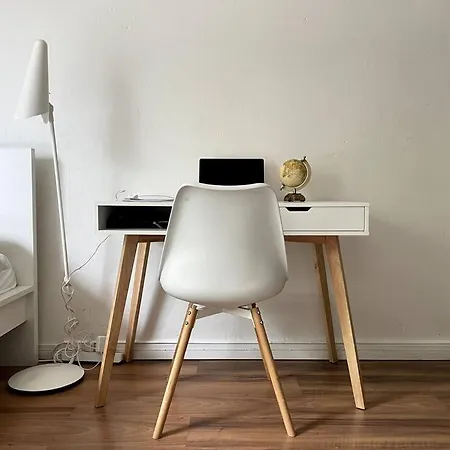 Studio The Vibe / 25min To Airpt & 5min To Center