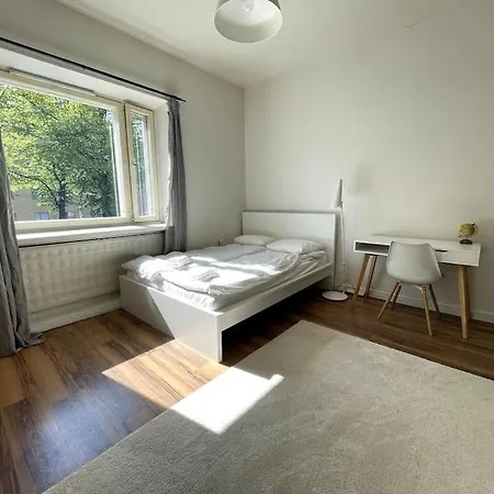 Studio The Vibe / 25min To Airpt & 5min To Center Lägenhet
