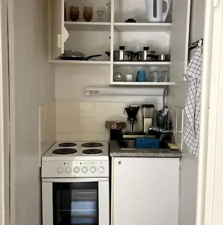 Studio The Vibe / 25min To Airpt & 5min To Center 아파트 헬싱키