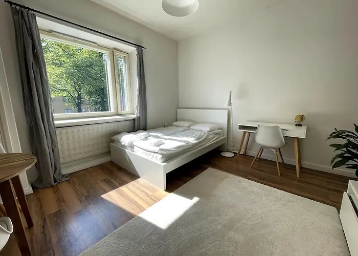 Studio The Vibe / 25min To Airpt & 5min To Center Apartment